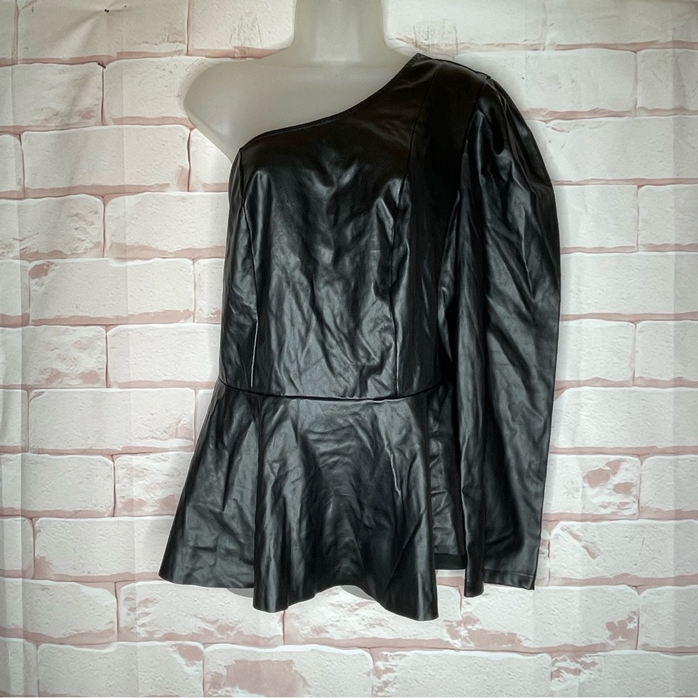 Ashley Stewart Size 14/16 Black Faux Leather One Shoulder Peplum Top